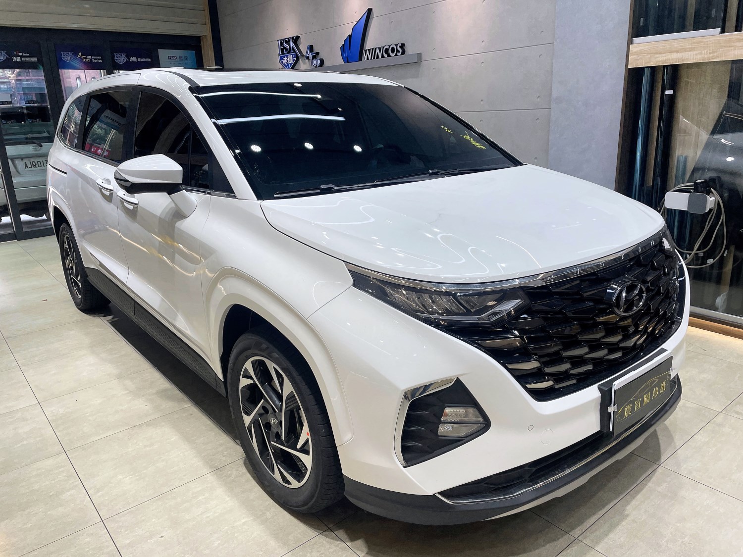 2023 Hyundai Custin全車施工FSK冰鑽F系列隔熱紙