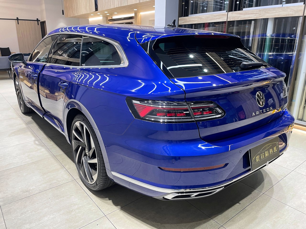 前擋FSK冰鑽KT38搭配車身FSK冰鑽KT38.18 - 2023 Volkswagen Arteon Shooting Brake - 新北震宣汽車隔熱紙