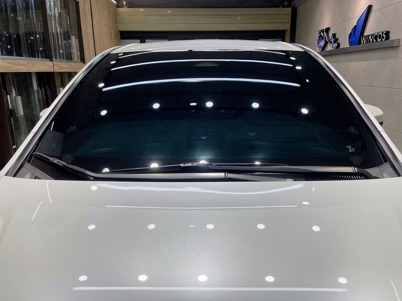 2024 Toyota Alphard - 前擋FSK冰鑽AT35搭配車身FSK冰鑽KT8 - 新北震宣汽車隔熱紙
