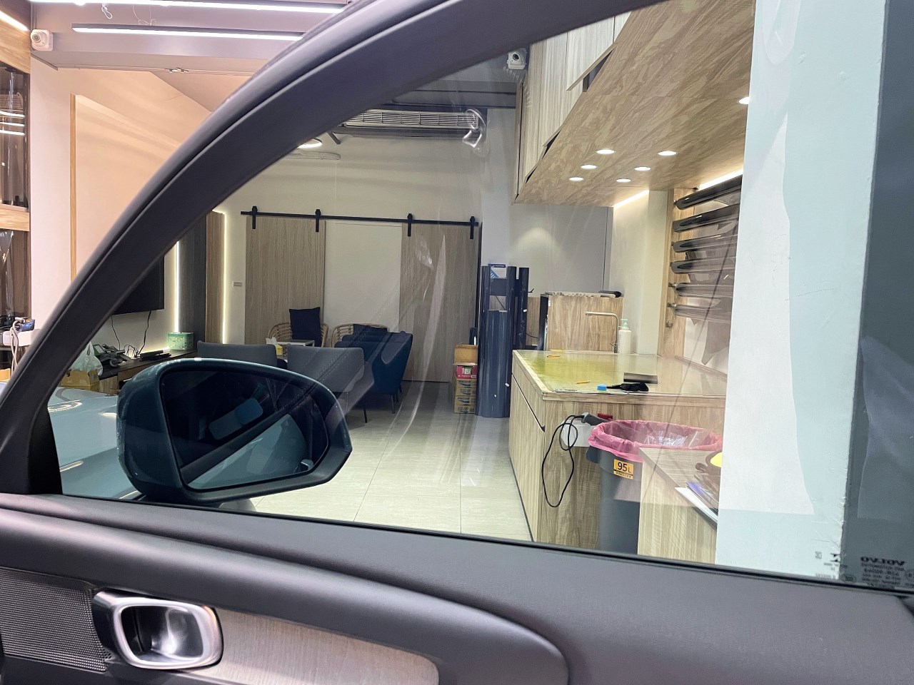 新北震宣汽車隔熱紙 2023 VOLVO XC40 前擋FSK AT35 搭配 車身FSK F20