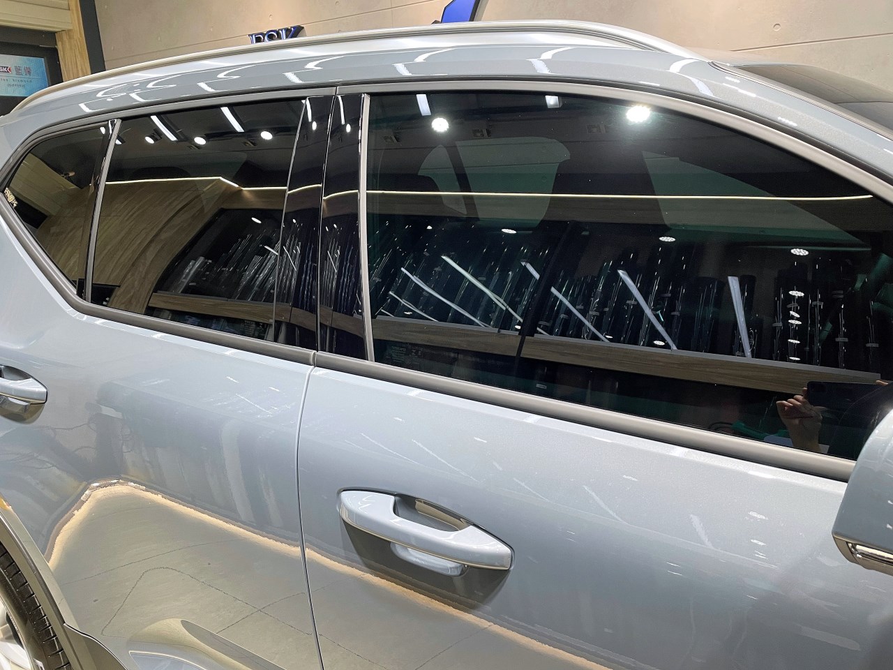 新北震宣汽車隔熱紙 2023 VOLVO XC40 前擋FSK AT35 搭配 車身FSK F20