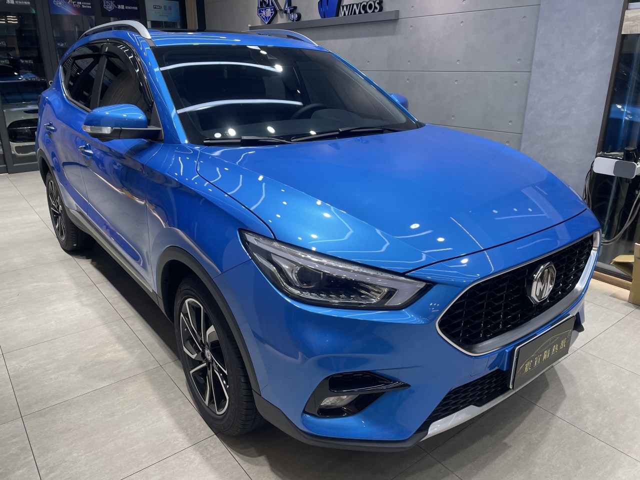 2023 MG ZS - 前擋FSK冰鑽F60搭配車身FSK冰鑽F20 - 新北震宣汽車隔熱紙