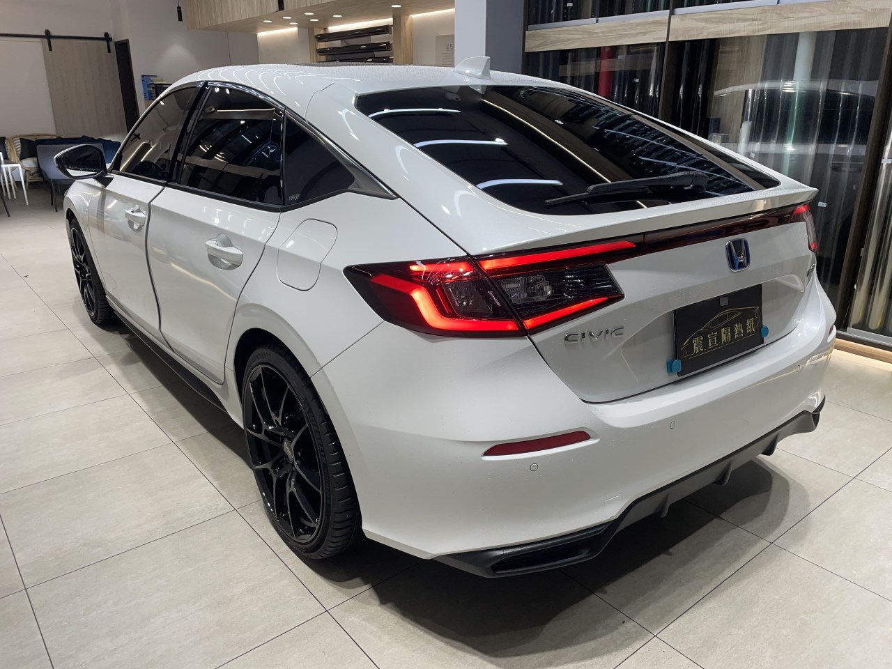 2023 Honda Civic - FSK冰鑽F20搭配車身FSK冰鑽FX7 - 新北震宣汽車隔熱紙