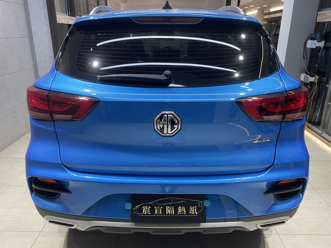 2023 MG ZS - 前擋FSK冰鑽F60搭配車身FSK冰鑽F20 - 新北震宣汽車隔熱紙
