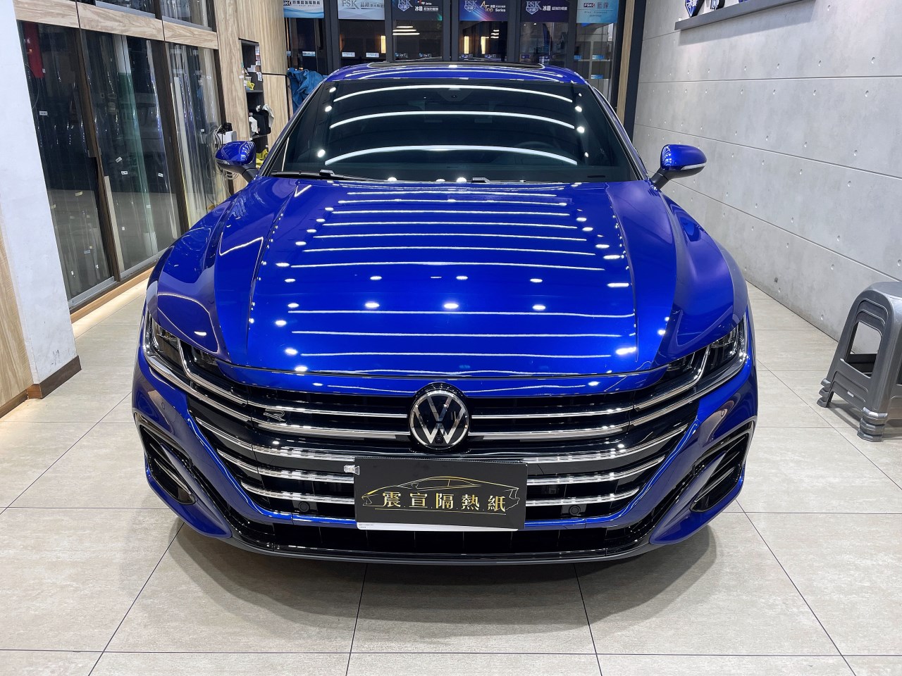 前擋FSK冰鑽KT38搭配車身FSK冰鑽KT38.18 - 2023 Volkswagen Arteon Shooting Brake - 新北震宣汽車隔熱紙