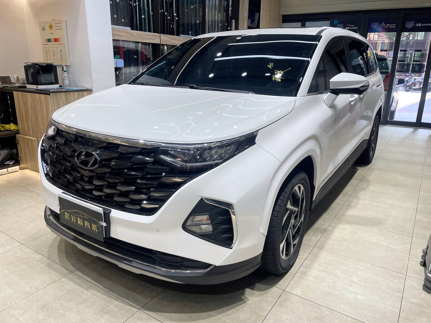 2023 Hyundai Custin全車施工FSK冰鑽F系列隔熱紙