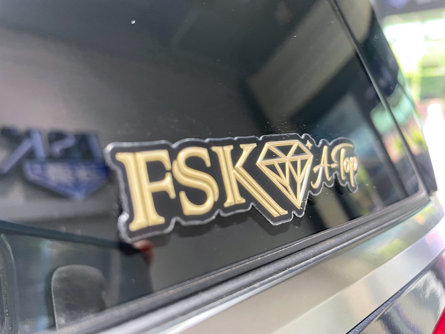 Kia Carnival前擋FSK AT35 搭配 車身FSK KT8