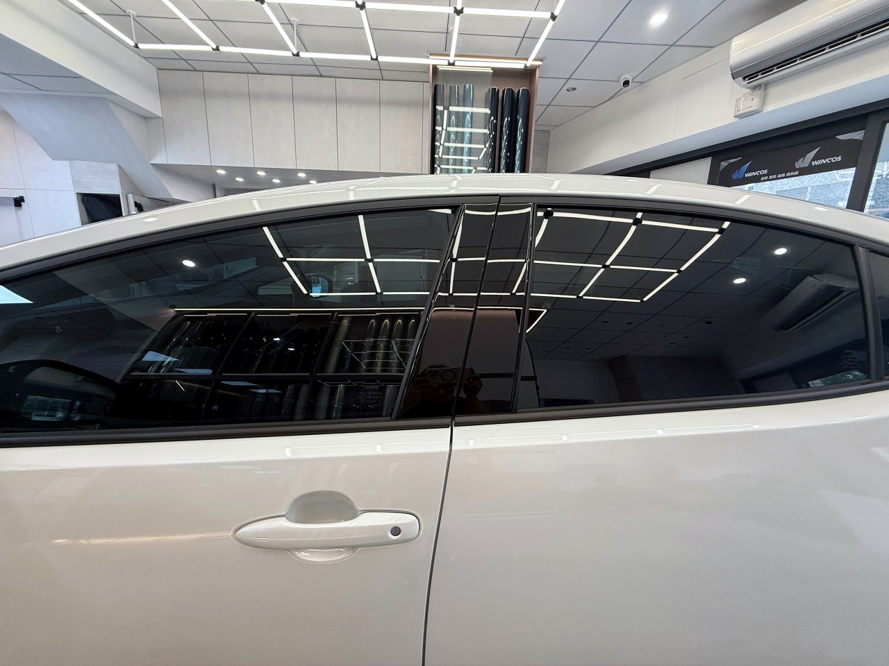 2024 Toyota Prius - 前擋FSK冰鑽AT50搭配車身FSK冰鑽F30.F20 - 新北震宣板橋汽車隔熱紙
