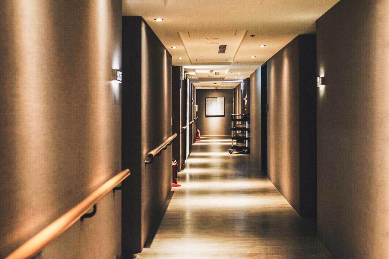 月子中心設計規劃技巧1:聰明動線與分區規劃,兼顧醫護效率與產後媽咪安寧