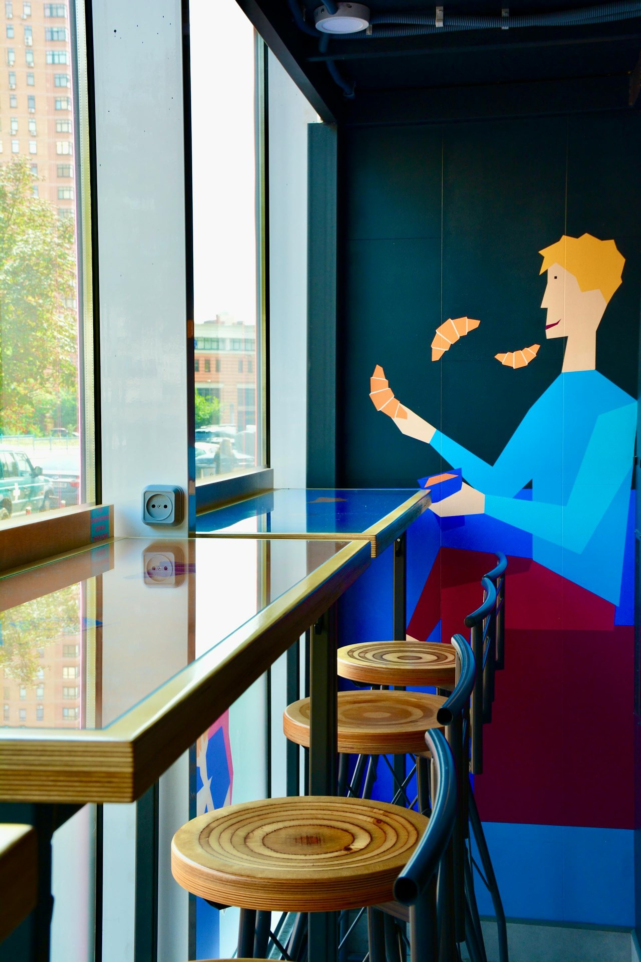 七、餐飲業混搭風格的品牌形象塑造技巧