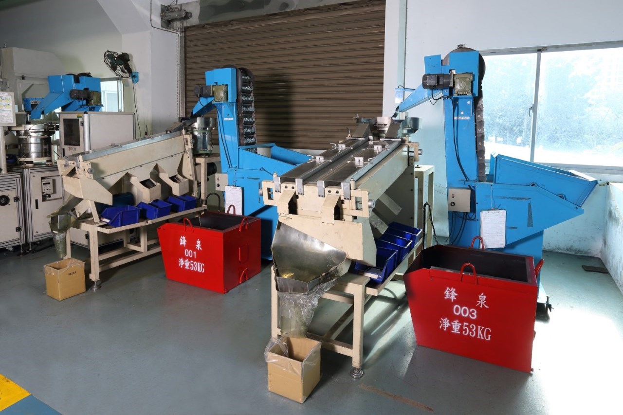 Roller Sorting Machine for Screws
